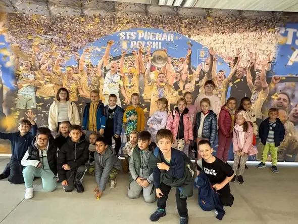 Uczniowie klas 2a i 2b z wizytą na stadionie Górnika Zabrze